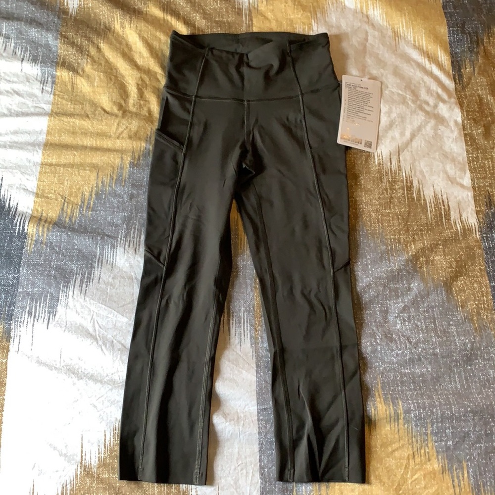 NWT Lululemon Fast and Free HR Crop SIZE 2